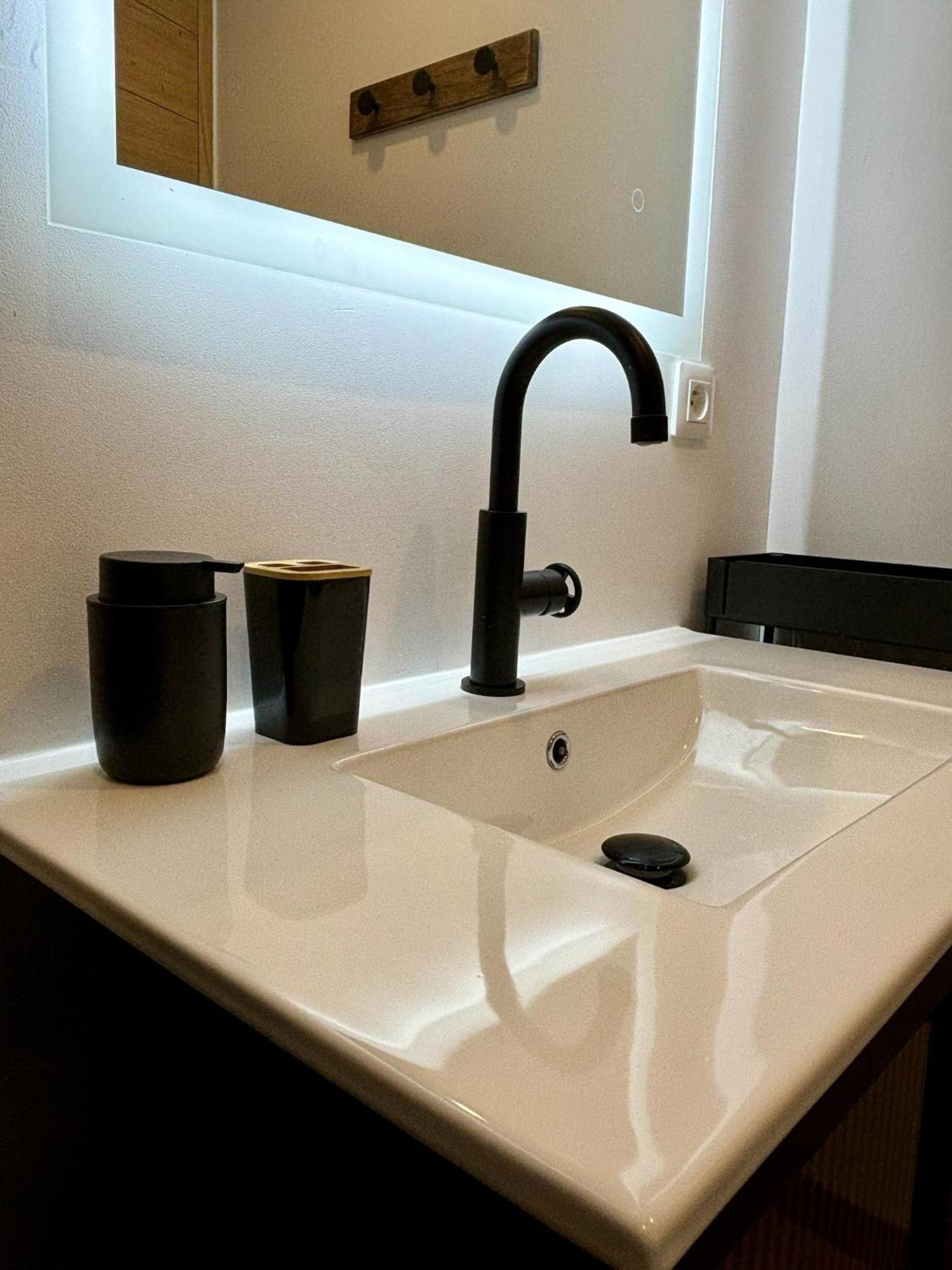 Appartement Neuf 2 Pieces 43M2 "Les Cimes" La Chaux Neuve エクステリア 写真